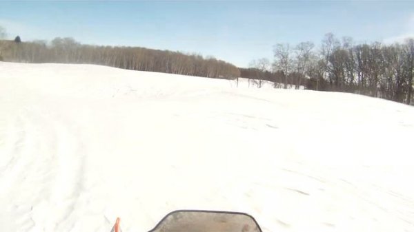 Snowmobile expedition