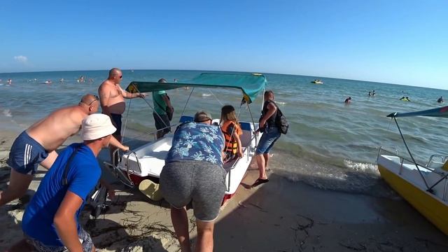 Лазурное 2021. Какие цены на пляже? Обзор курорта Лазурное, Черное море смотреть онлайн