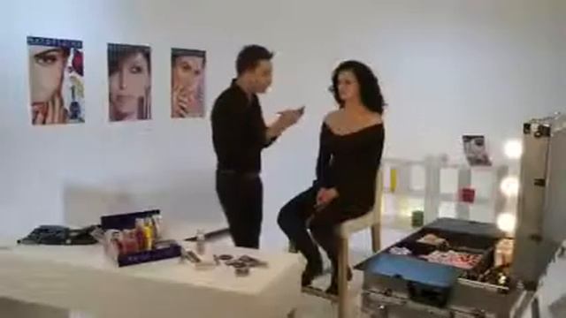 Уроки макияжа(ещё больше уроков вк ниже) Макияж SMOKY EYES смотреть онлайн