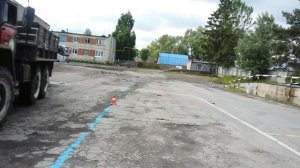 Параллельная парковка Урал с прицепом