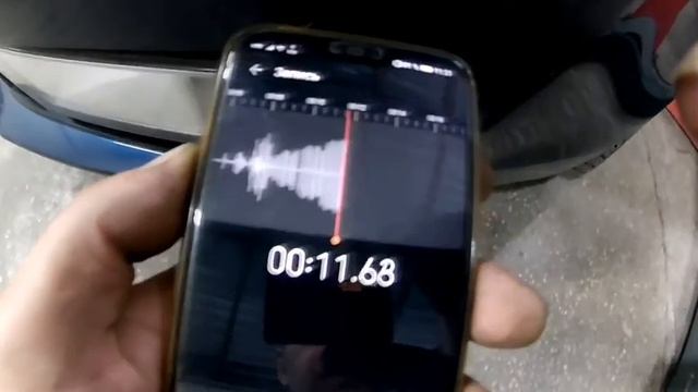 На примере Skoda Octavia А7, показываю как определить смартфоном, какой датчик парктроника сломан.