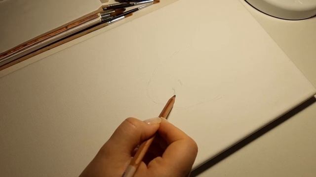 ASMR,ACMR,рисую карандашом на холсте смотреть онлайн