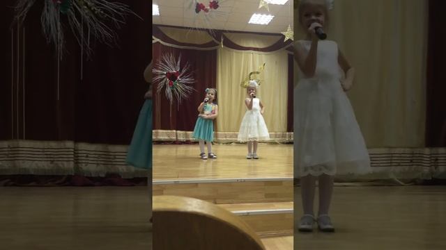 Опята дружные ребята. Музыкальная школа N6.г. Екатеринбург. Детская песня смотреть онлайн