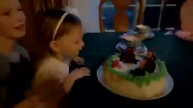 С днём рождения Ира смотреть онлайн