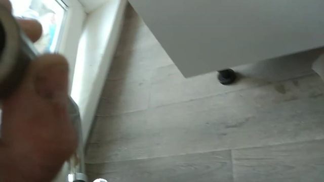 Почему течёт полотенцесушитель? смотреть онлайн