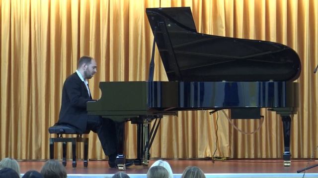 Liszt (after Schubert) - Valse no.6 from "Soirées de Vienne" S.427 - Andrei Korobeinikov смотреть онлайн