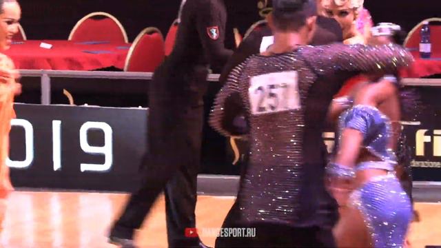 Marius-Andrei Balan - Khrystyna Moshenska GER | Cha Cha Cha | WDSF GrandSlam Latin - Rimini 2019 смотреть онлайн
