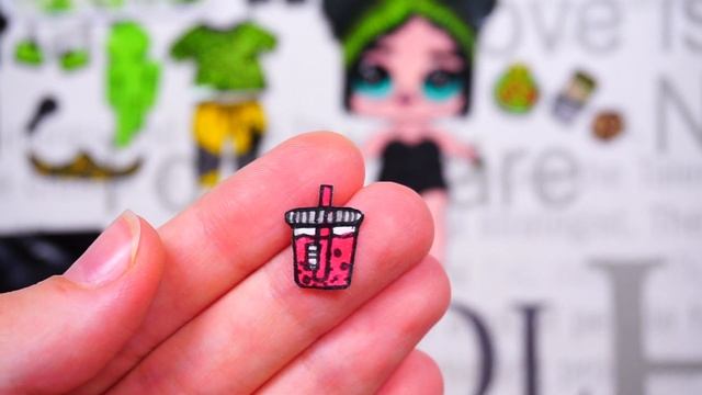 Распаковка бумажного ЛОЛ сюрприза Билли Айлиш! Billie Eilish LOL Surprise смотреть онлайн