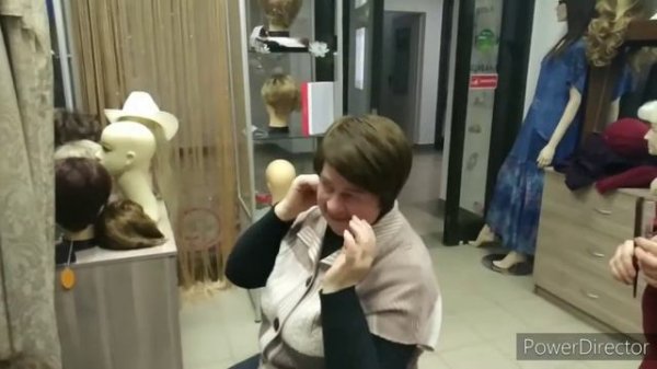 Стрижка парика