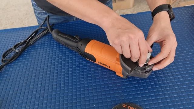 Pulidora Angular De 4.1/2" Profesional, 1.100 W, 12.000 Rpm Truper - 100902- ESMA-45110 смотреть онлайн