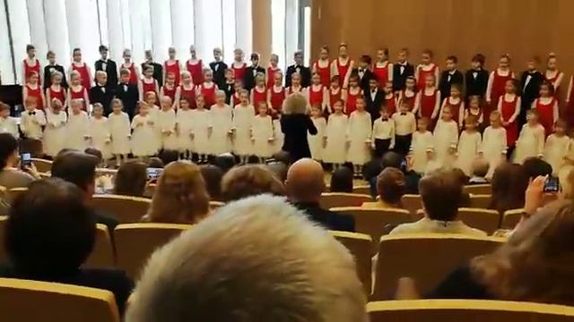 Дождик. Детский хор. смотреть онлайн