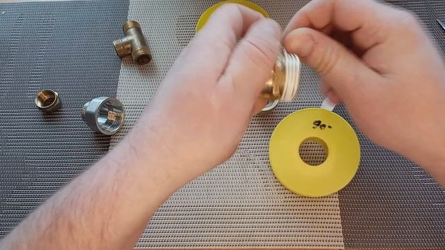 Как наматывать фум ленту на резьбу что бы не было течи и сколько делать оборотов фкм ленты по резьб