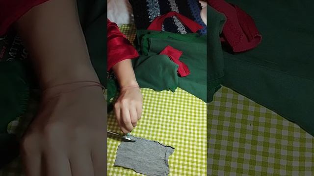 Заготовка трикотажной пряжи дома из ветоши... смотреть онлайн