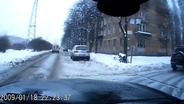 припарковал мопед смотреть онлайн