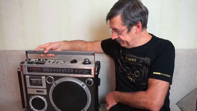 Victor RC-550, он же JVC RC-550. Король моно магнитол смотреть онлайн
