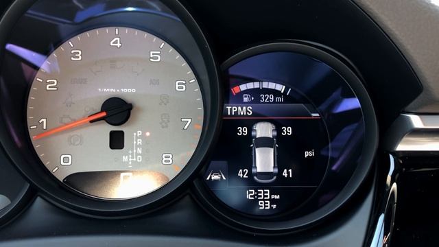 Discover How To Use The Porsche Tire Pressure Monitoring System (TPMS) смотреть онлайн