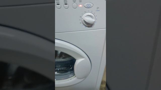 ?Как выбрать другую программу стирки,во время работы стиральной машины Indesit❓? смотреть онлайн