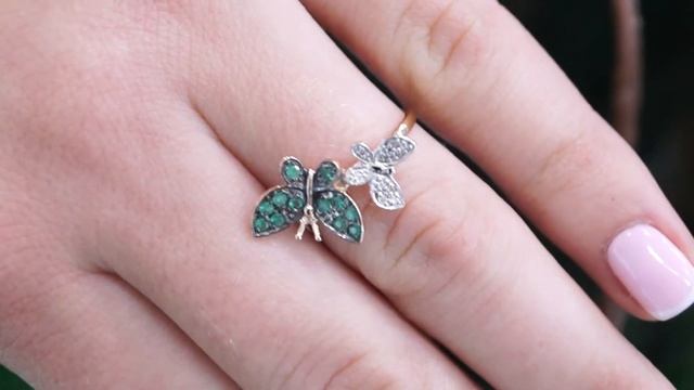 Кольцо "Бабочки" с изумрудами и бриллиантами смотреть онлайн