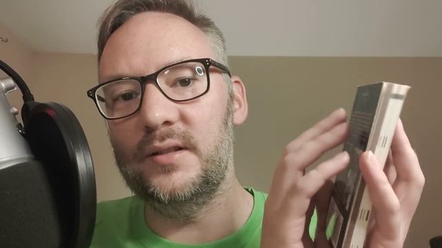 АСМР Russian Soft Spoken на русском 🇷🇺 Иностранец говорит и читает русский язык смотреть онлайн