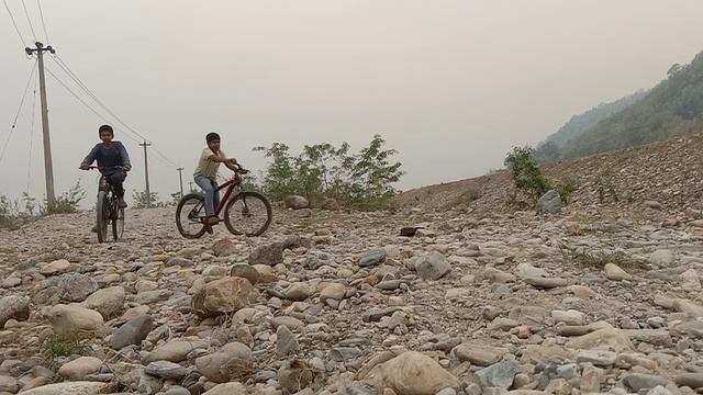 my first vlog I crashed 😭😭😭😭🙏 please support me just ride with mtbasrider смотреть онлайн