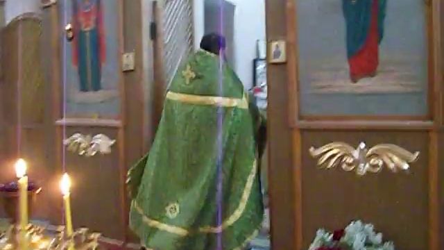 На Литургии в Митрофановском храме села Хреновое смотреть онлайн