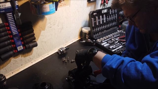 DIY truck camper 4x4 build part 4 - Starter renovation смотреть онлайн