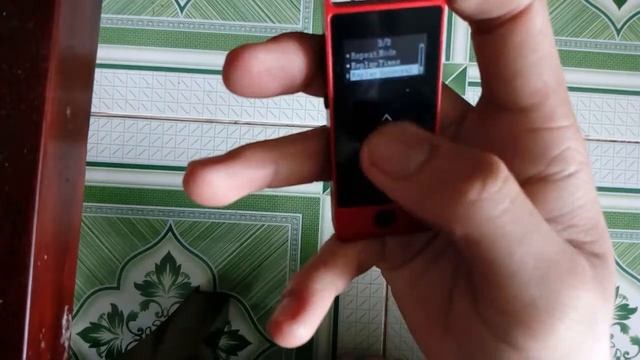 Chi tiết máy nghe nhạc Benjie S5 смотреть онлайн