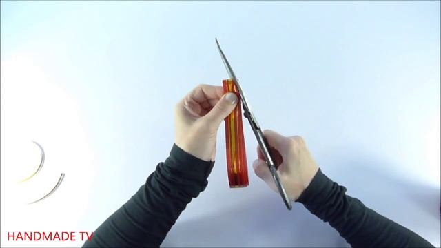 КАК СДЕЛАТЬ БАНТ ДЛЯ УКРАШЕНИЯ ПОДАРКА How to make a Bow out of a Gift Ribbon смотреть онлайн