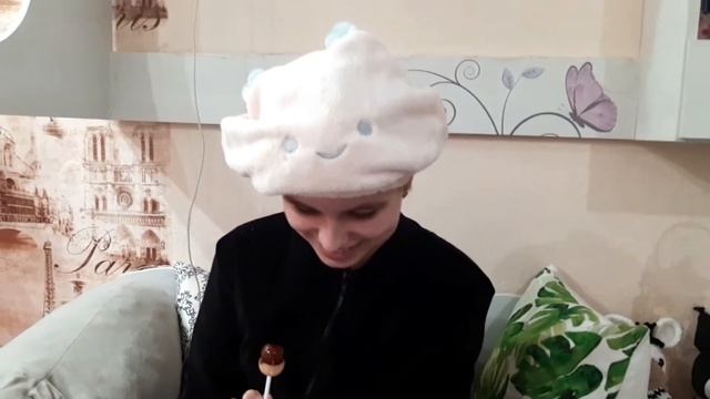 ВЛОГ Новые ноготочки Виолетты. Фиолетовая челка. Виолетту уже поздравляют. смотреть онлайн