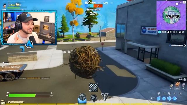 Evolution of *ALL* Fortnite MYTHIC Weapons & Items! (Chapter 1 - Chapter 3) смотреть онлайн