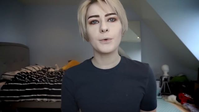 Tits Up: A Non-Binary Tale смотреть онлайн