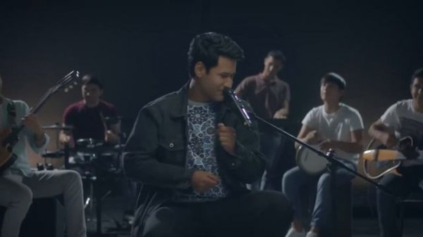 Yorqinxoja Umarov Qizim #mp4 #uzbekclip