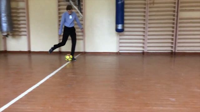 Скучно прост