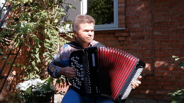 Осень-она не спросит...Исполняет Андрей Иващенко смотреть онлайн