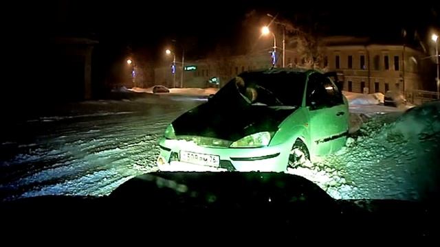 Ford Focus Snow Crash смотреть онлайн