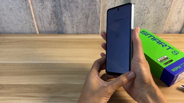 แกะกล่อง พรีวิว Infinix Smart 8 คุ้มสุด 1,990 บอดี้สวย ลำโพง DTS จอ 6.6 90Hz ชิปแรง แรม 6 แบตอึด