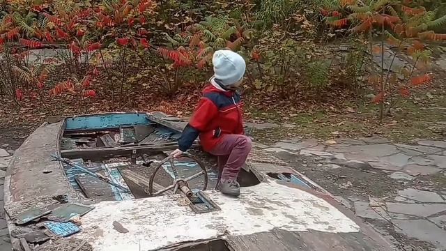 Нашли старую лодку! ?♂️ Boat! смотреть онлайн