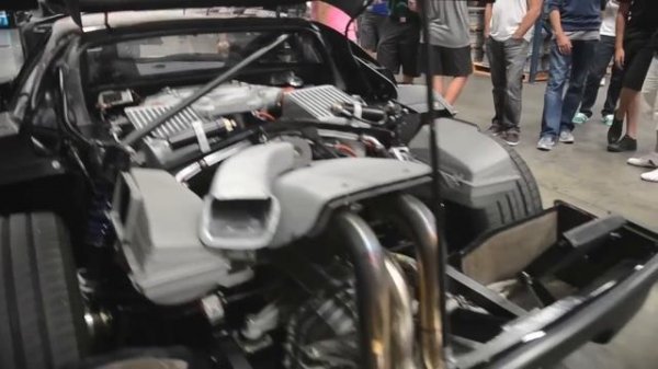 Gas Monkey Garage - Ferrari F40 Revving