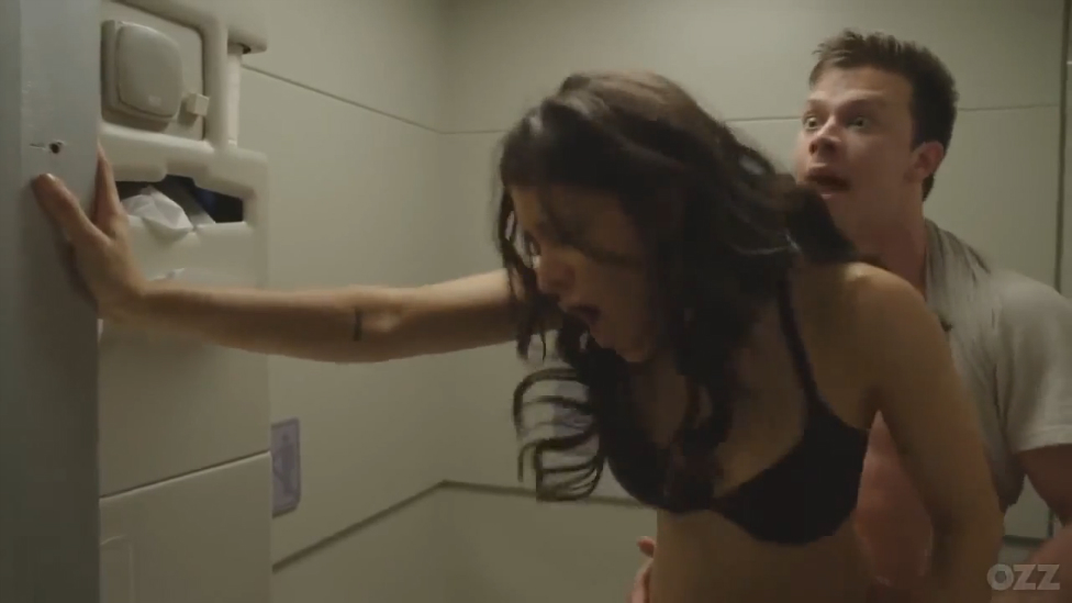 Как заниматься сексом в самолёте смотреть онлайн