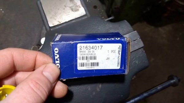 Датчик давления масла Volvo FM D13A