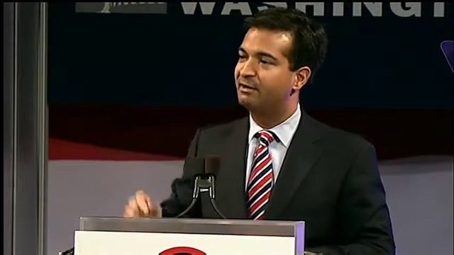 Carlos Curbelo at HBL смотреть онлайн