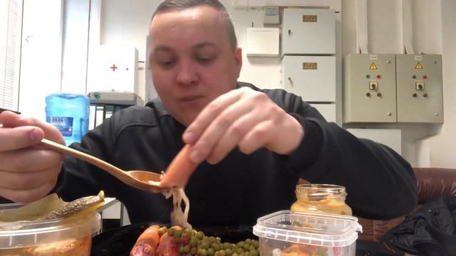 Грибочки для малОй) мукбанг MUKBANG смотреть онлайн