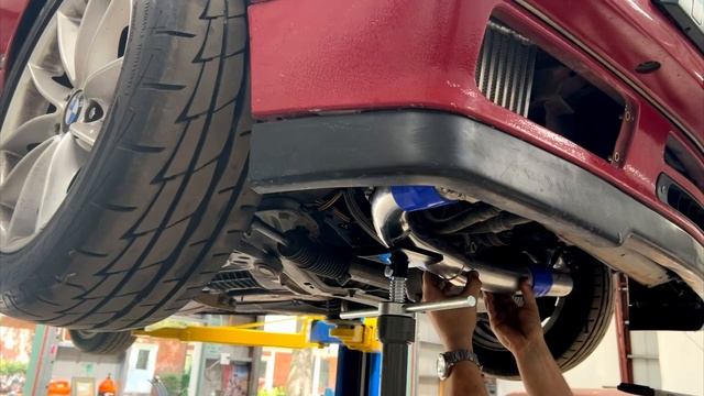 Project Turbo E30 - Intercooler Piping Fabrication and Assembly смотреть онлайн