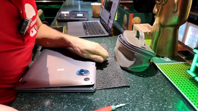 Папка с вопросом #MacBook Pro 13 #A1708 быстрая диагностика