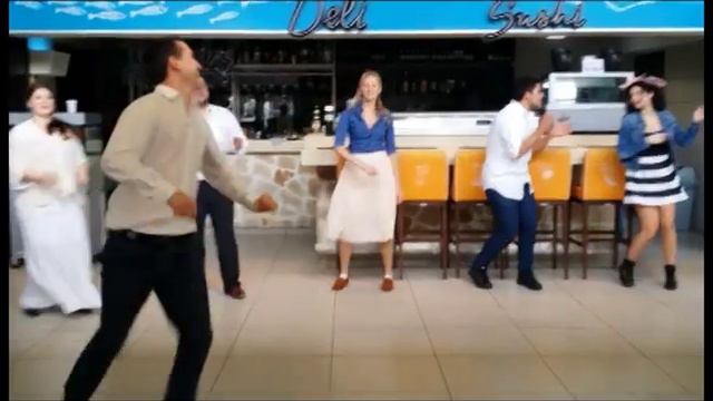 Ocean Basket Germasogeia-Footloose(2015) смотреть онлайн
