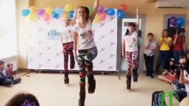 Тренировки Kangoo Jumps Луганск смотреть онлайн
