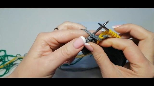 Тапочки на двух спицах без шва на подошве укороченными рядами. Теплые тапочки на 2 спицах. смотреть онлайн