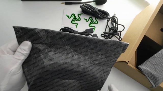 Rrazer Barracuda x 2022 Wireless Gaming Headset Unboxing смотреть онлайн