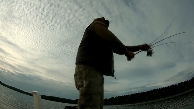 Спиннинг осенью на рузском водохранилище. смотреть онлайн