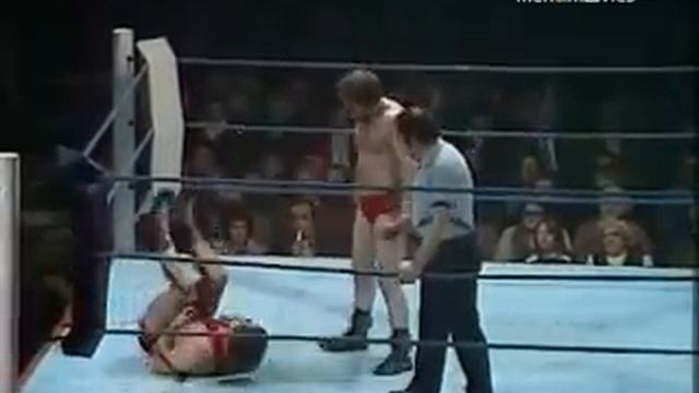 World Of Sport - John Elijah vs Count Bartelli смотреть онлайн